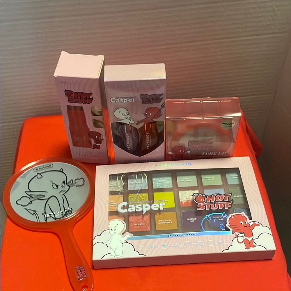 NEW Profusion Cosmetics Casper The Friendly Ghost Set